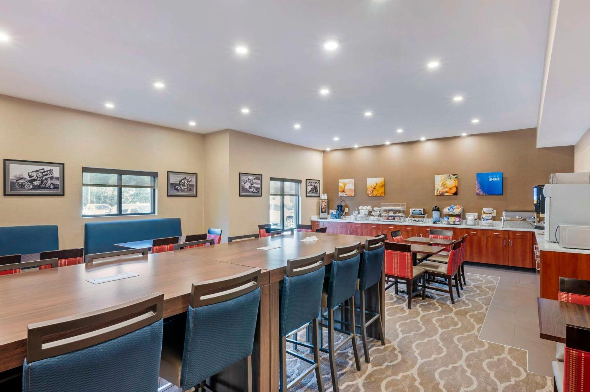 Comfort Suites West Indianapolis - Brownsburg Eksteriør billede