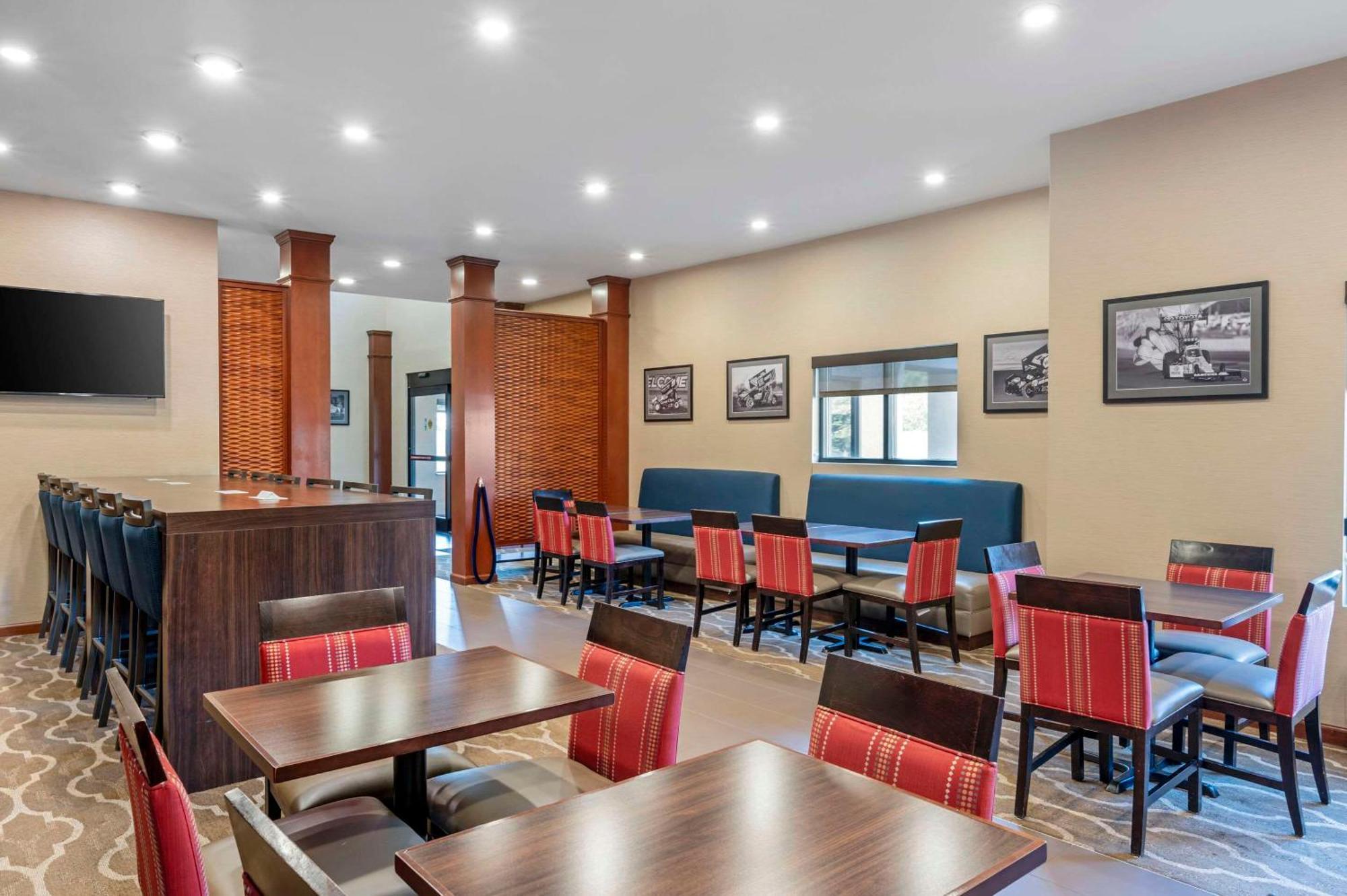 Comfort Suites West Indianapolis - Brownsburg Eksteriør billede